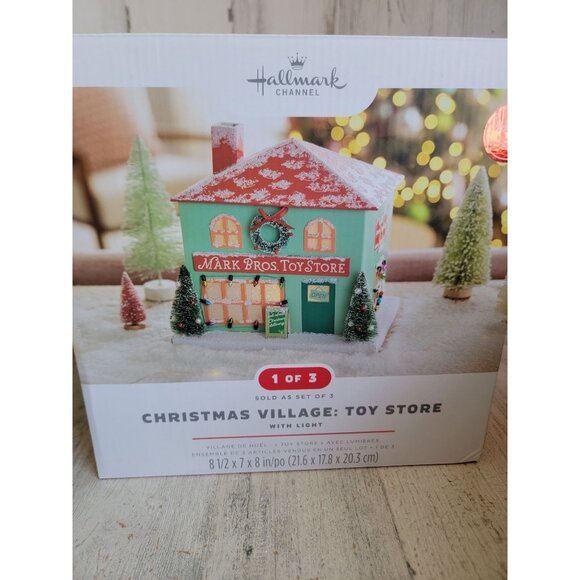 Hallmark Christmas Village toy store house light up Xmas decor - Picture 8 of 8